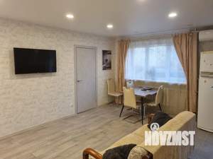 3-к квартира, посуточно, 53м2, 1/5 этаж