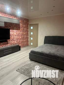 1-к квартира, посуточно, 45м2, 4/8 этаж