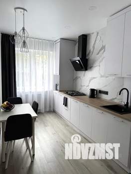 1-к квартира, посуточно, 36м2, 3/6 этаж