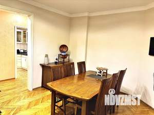 3-к квартира, посуточно, 81м2, 1/1 этаж