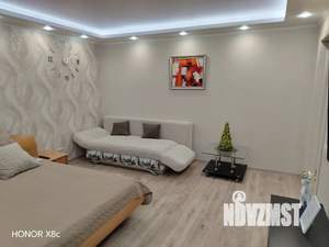 1-к квартира, посуточно, 40м2, 1/10 этаж