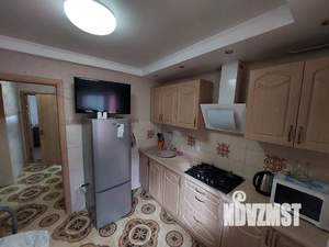 3-к квартира, посуточно, 76м2, 1/5 этаж