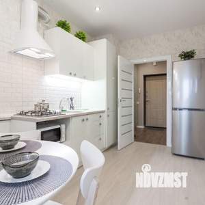 1-к квартира, посуточно, 42м2, 1/1 этаж