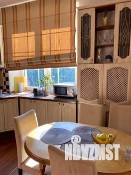 2-к квартира, посуточно, 52м2, 3/4 этаж