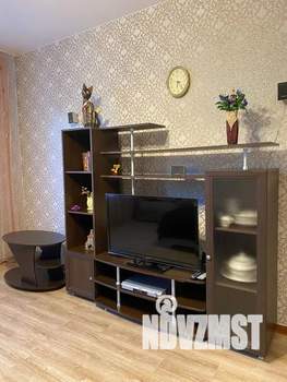 1-к квартира, посуточно, 40м2, 1/4 этаж