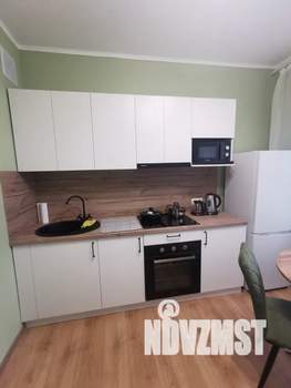 1-к квартира, посуточно, 38м2, 2/16 этаж