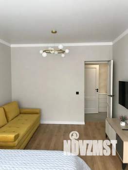 1-к квартира, посуточно, 42м2, 5/10 этаж