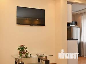 1-к квартира, посуточно, 57м2, 1/1 этаж