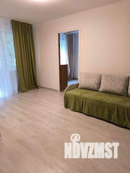 2-к квартира, посуточно, 44м2, 1/1 этаж