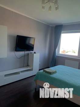 1-к квартира, посуточно, 38м2, 7/17 этаж