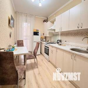 1-к квартира, посуточно, 40м2, 7/9 этаж