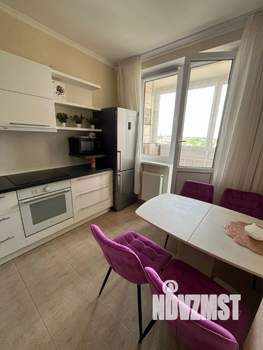 1-к квартира, посуточно, 42м2, 8/17 этаж