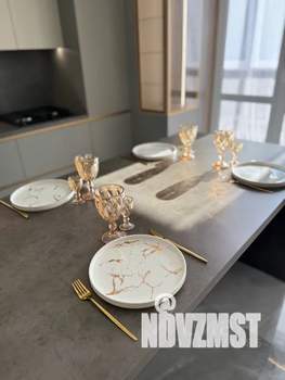 1-к квартира, посуточно, 58м2, 3/10 этаж