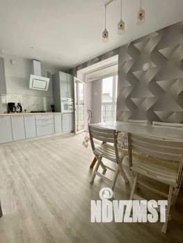 2-к квартира, посуточно, 65м2, 4/4 этаж