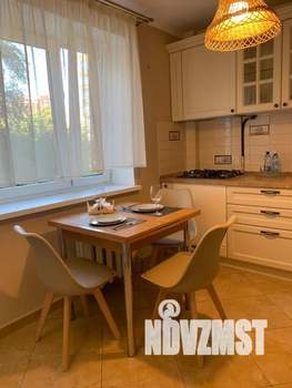 1-к квартира, посуточно, 43м2, 2/5 этаж