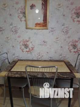 1-к квартира, посуточно, 42м2, 3/6 этаж