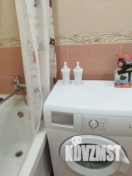 1-к квартира, посуточно, 44м2, 4/9 этаж