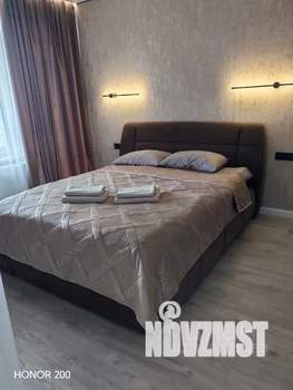 1-к квартира, посуточно, 42м2, 5/17 этаж