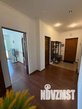 3-к квартира, посуточно, 96м2, 2/5 этаж