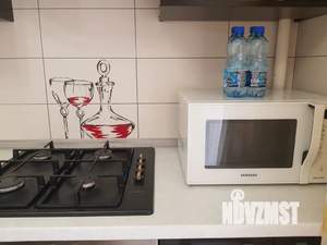 1-к квартира, посуточно, 47м2, 3/10 этаж