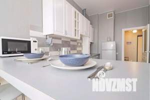 1-к квартира, посуточно, 42м2, 2/9 этаж