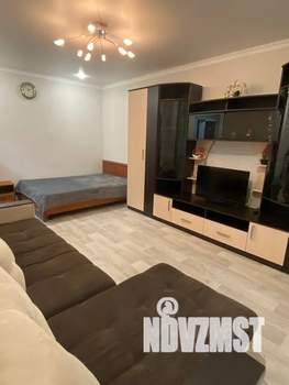 1-к квартира, посуточно, 39м2, 2/9 этаж