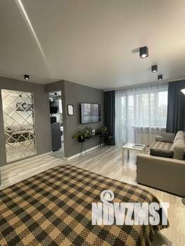1-к квартира, посуточно, 32м2, 4/5 этаж
