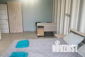 1-к квартира, посуточно, 38м2, 8/9 этаж