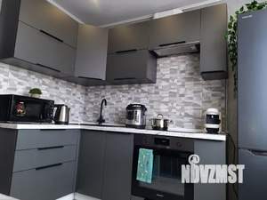 1-к квартира, посуточно, 39м2, 8/10 этаж