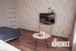 1-к квартира, посуточно, 37м2, 1/1 этаж