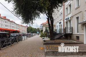 3-к квартира, посуточно, 54м2, 1/1 этаж