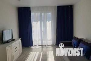 1-к квартира, посуточно, 44м2, 7/10 этаж