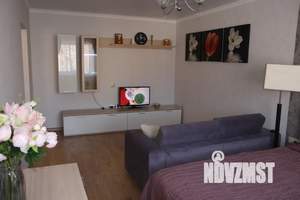 1-к квартира, посуточно, 45м2, 8/18 этаж
