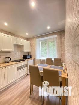 2-к квартира, посуточно, 45м2, 2/4 этаж