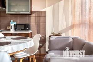 2-к квартира, посуточно, 60м2, 1/1 этаж