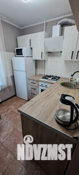 1-к квартира, посуточно, 32м2, 3/5 этаж
