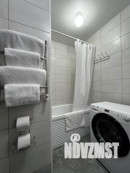 1-к квартира, посуточно, 40м2, 5/9 этаж