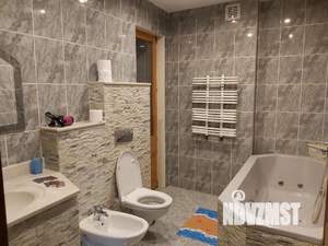 2-к квартира, посуточно, 98м2, 3/3 этаж