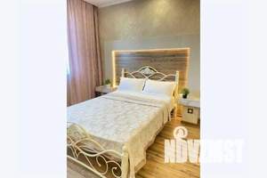 1-к квартира, посуточно, 46м2, 7/10 этаж