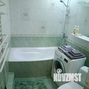 2-к квартира, посуточно, 45м2, 4/4 этаж