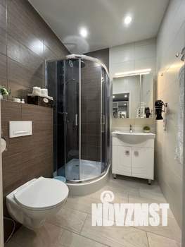 1-к квартира, посуточно, 37м2, 4/9 этаж