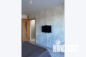 1-к квартира, посуточно, 38м2, 8/10 этаж