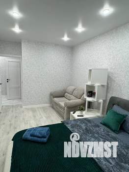 1-к квартира, посуточно, 37м2, 3/9 этаж