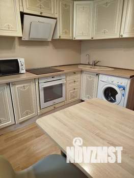 3-к квартира, посуточно, 65м2, 1/10 этаж