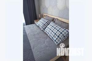 1-к квартира, посуточно, 42м2, 8/12 этаж