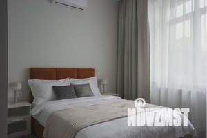 1-к квартира, посуточно, 35м2, 1/11 этаж