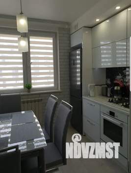 2-к квартира, посуточно, 52м2, 5/5 этаж