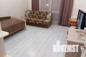 1-к квартира, посуточно, 44м2, 2/8 этаж