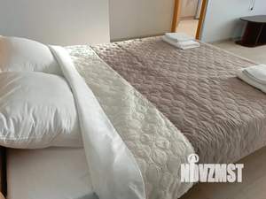 1-к квартира, посуточно, 32м2, 4/5 этаж