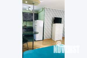 1-к квартира, посуточно, 38м2, 2/4 этаж